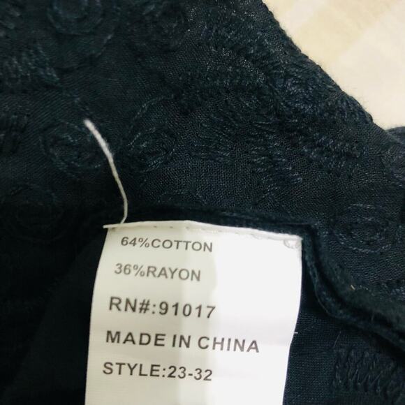 Solitaire Women's Button Up Shirt Embroidered Hi-Low Hem Long Sleeve Black Large - Picture 10 of 10